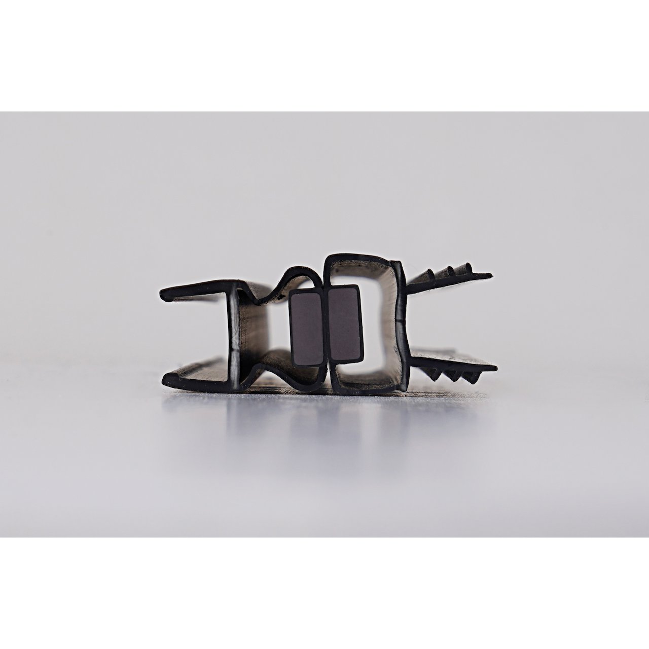 CELESTE MAGNETLIST 8MM SORT CELESTE MAGNETLIST 8MM SORT