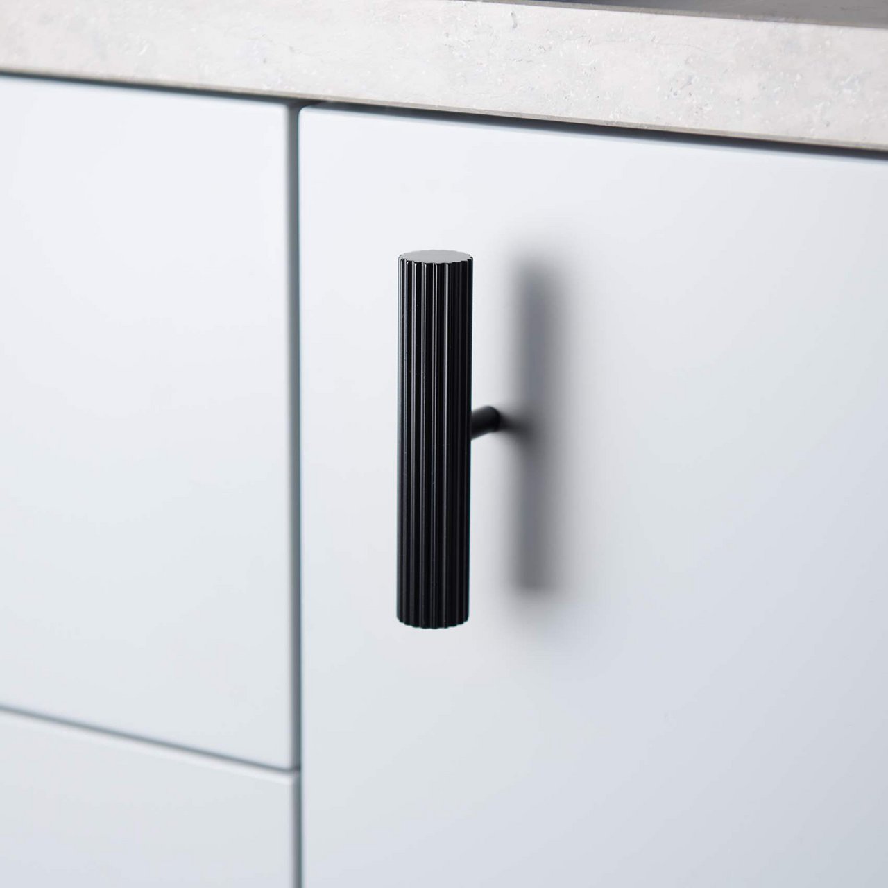 TWENTYTWO KNOTT T-GREPP SMÖGEN 100MM MATT SVART