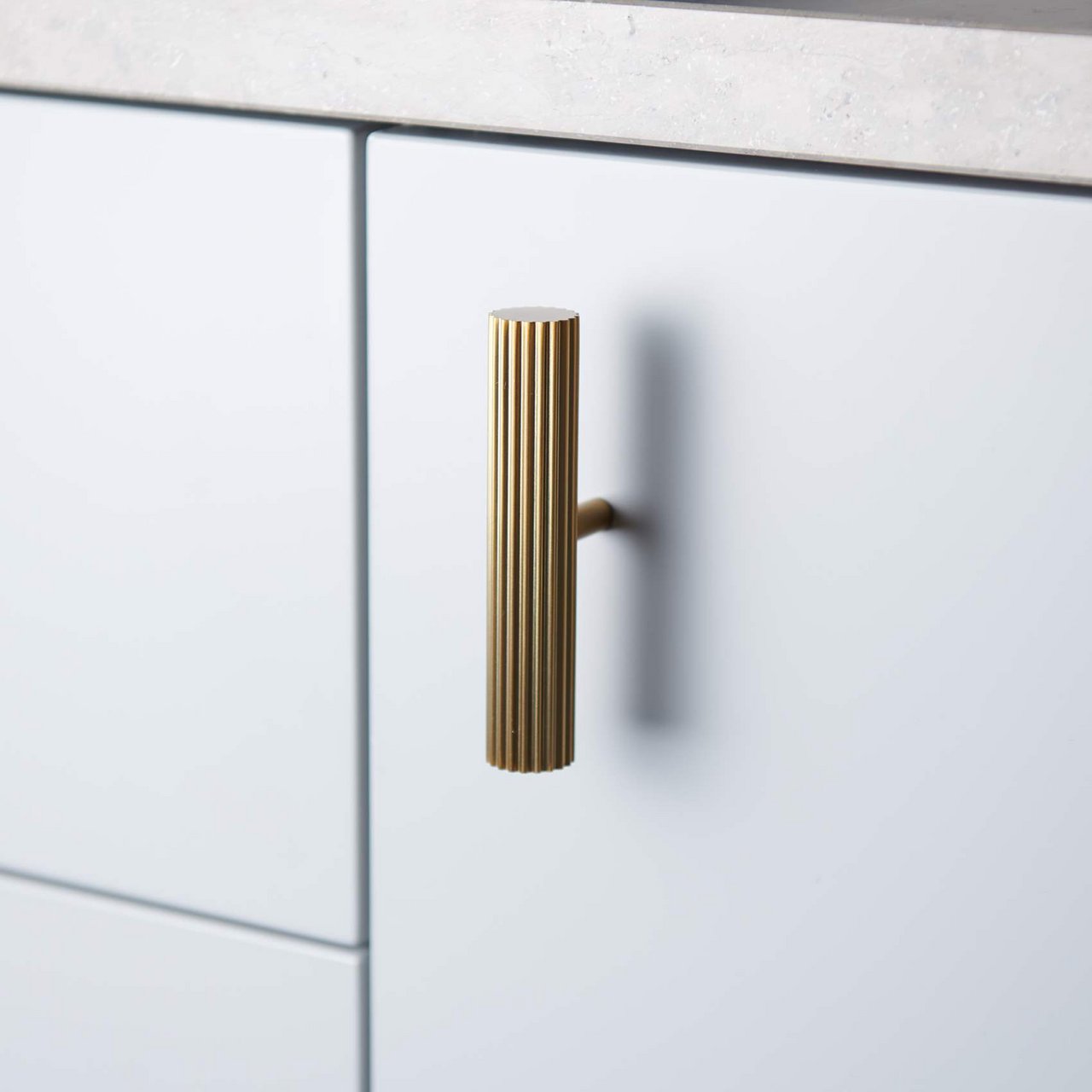 TWENTYTWO KNOTT T-GREPP SMÖGEN 100MM MATT MESSING