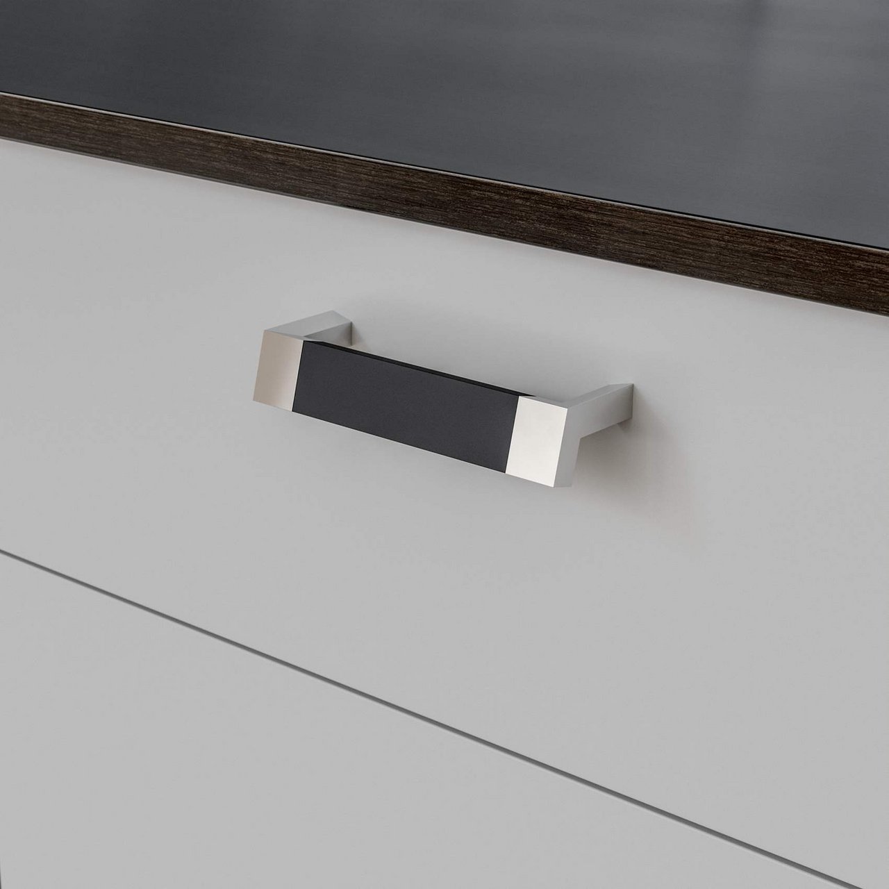 TWENTYTWO HÅNDTAK BÅSTAD CC128 MATT SVART/KROM