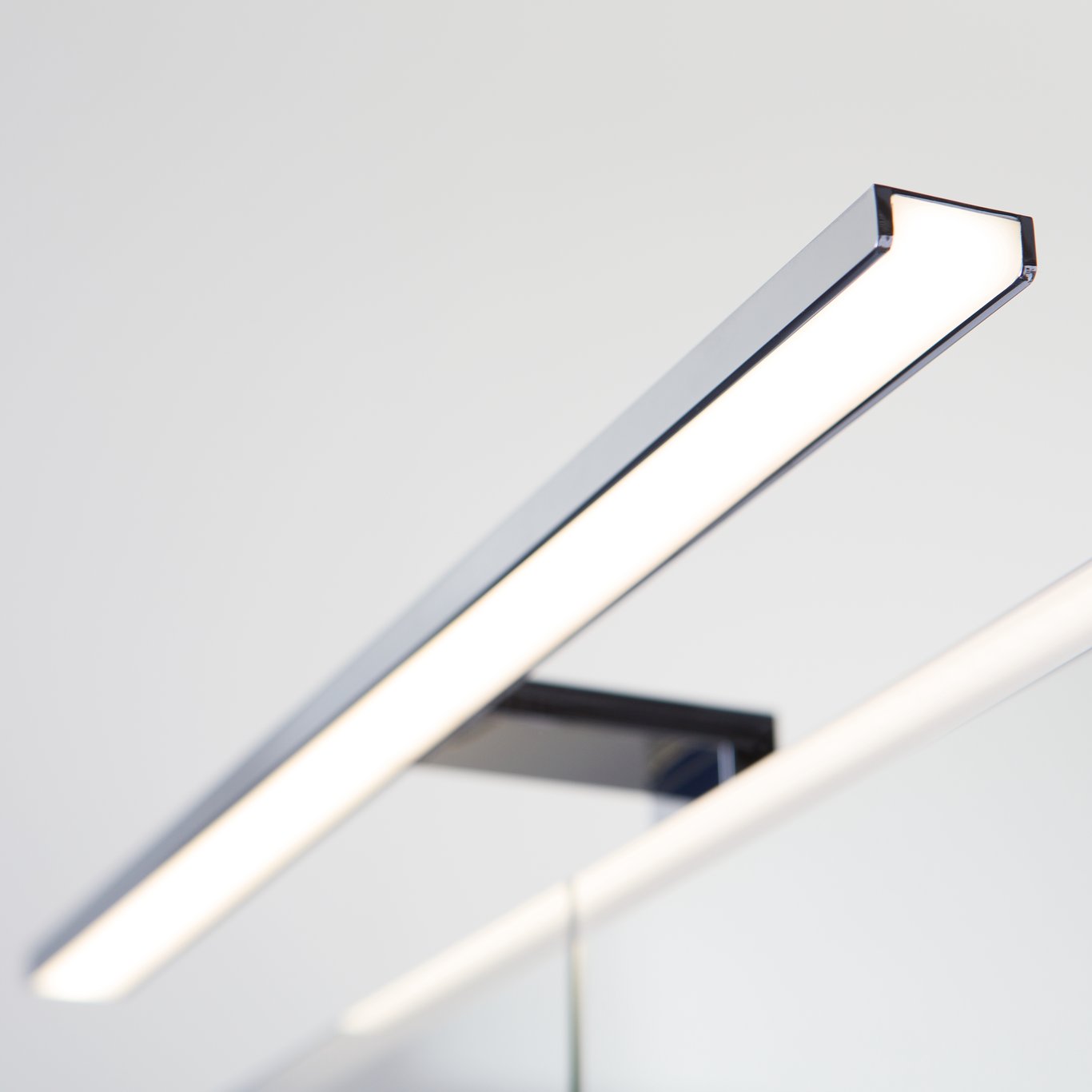 GUSTAVSBERG GRAPHIC BADEROMSLAMPE 50 CM GUSTAVSBERG GRAPHIC BADEROMSLAMPE 50 CM