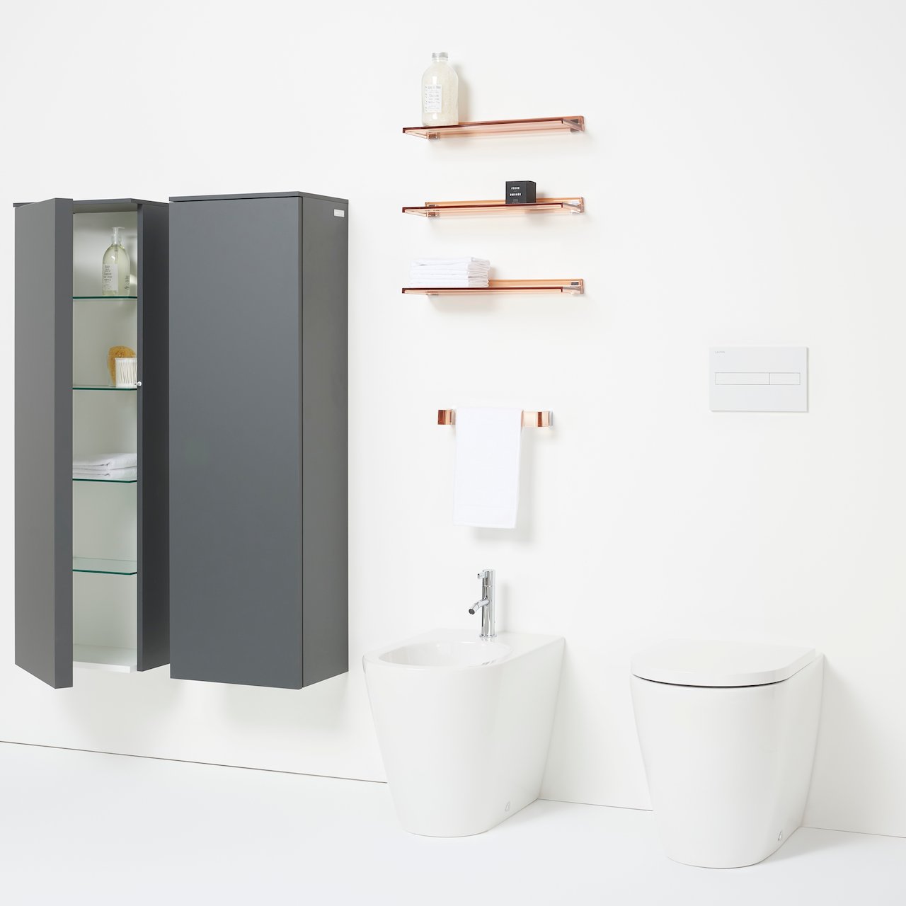 LAUFEN KARTELL GULVSTÅENDE BIDÉ 56X37 CM HVIT MATT LAUFEN KARTELL GULVSTÅENDE BIDÉ 56X37 CM HVIT MATT