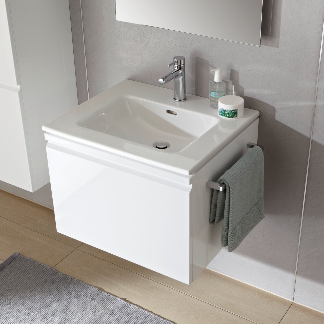 LAUFEN PRO S SERVANTSKAP 57 CM 1 SKUFF & 1 INNVENDIG SKUFF HVIT MATT LAUFEN PRO S SERVANTSKAP 57 CM 1 SKUFF & 1 INNVENDIG SKUFF HVIT MATT