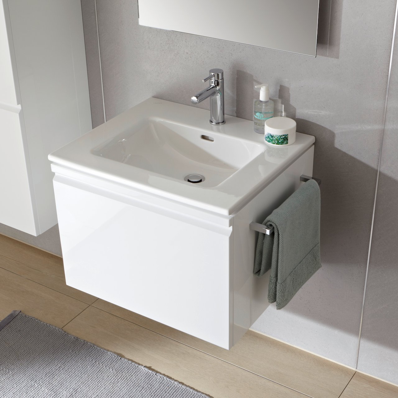 LAUFEN PRO S SERVANTSKAP 61 CM 1 SKUFF & 1 INNVENDIG SKUFF HVIT MATT LAUFEN PRO S SERVANTSKAP 61 CM 1 SKUFF & 1 INNVENDIG SKUFF HVIT MATT