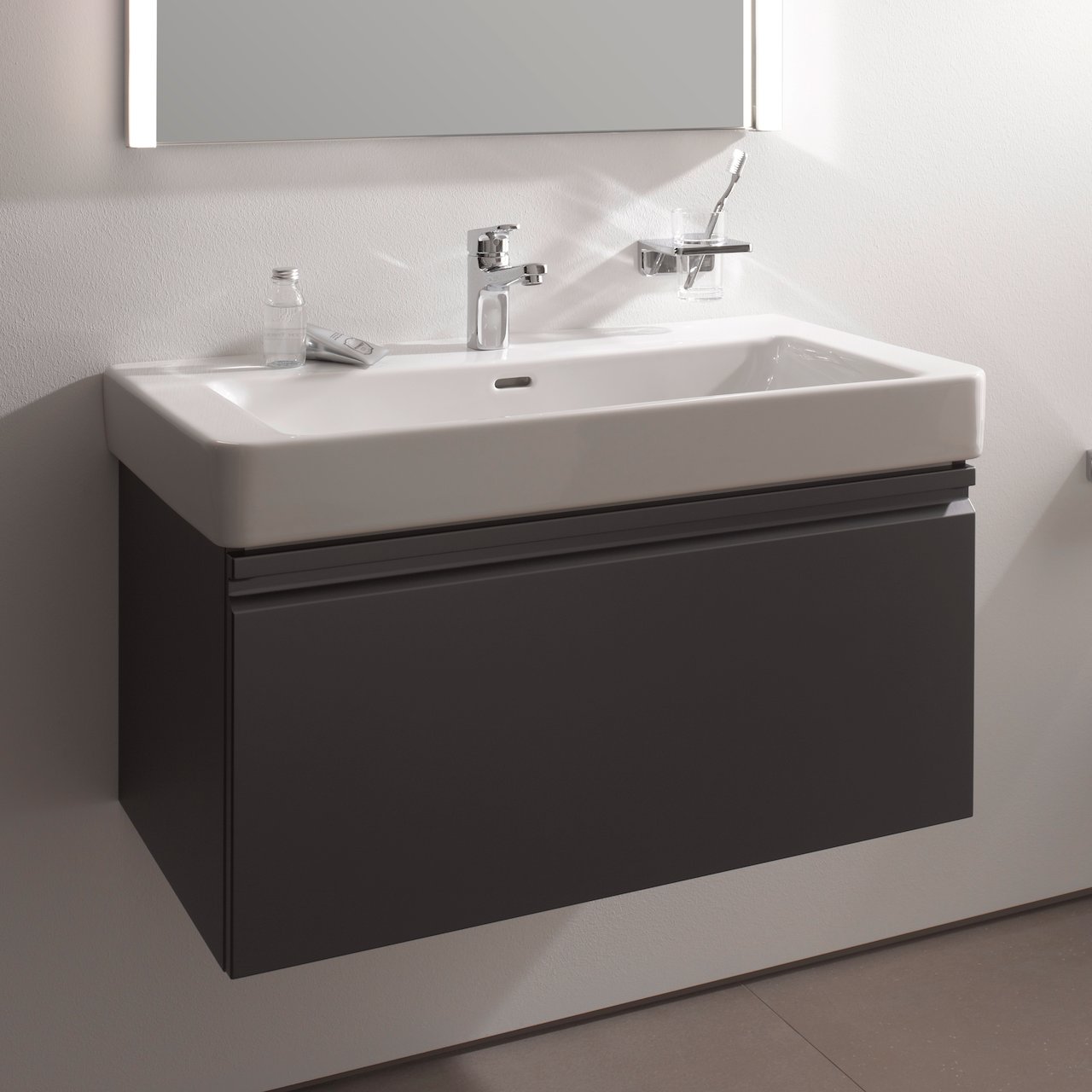 LAUFEN PRO S SERVANTSKAP 101 CM 1 SKUFF & 1 INNVENDIG SKUFF GRAFITTGRÅ LAUFEN PRO S SERVANTSKAP 101 CM 1 SKUFF & 1 INNVENDIG SKUFF GRAFITTGRÅ