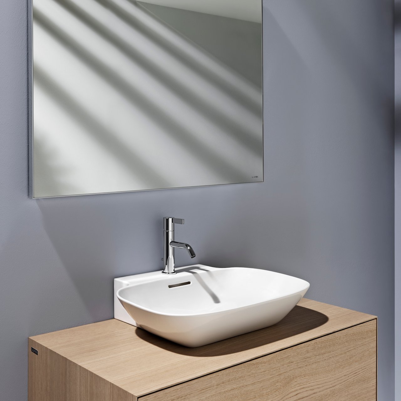 LAUFEN INO SERVANT 56X45 CM U/OVERLØP LCC HVIT LAUFEN INO SERVANT 56X45 CM U/OVERLØP LCC HVIT