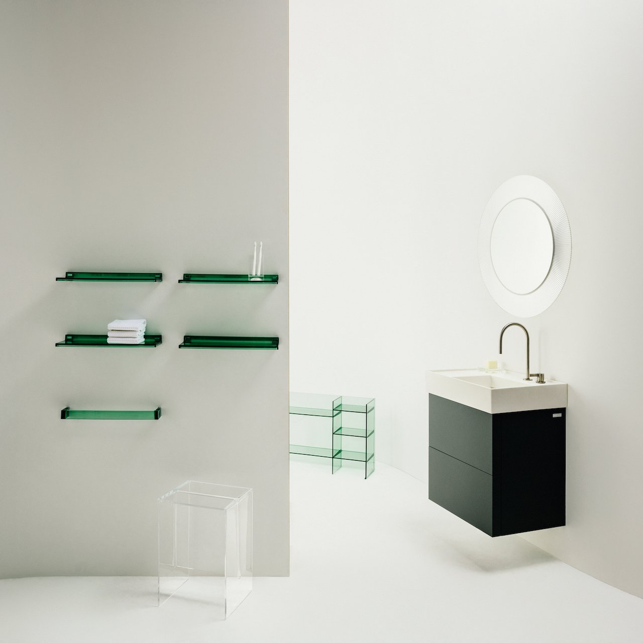 LAUFEN KARTELL GULVSTATIV SMARAGD GRØNN LAUFEN KARTELL GULVSTATIV SMARAGD GRØNN