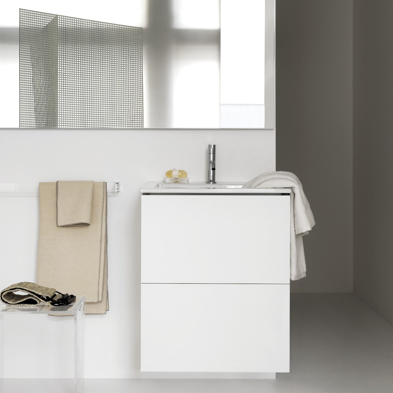 LAUFEN KARTELL MØBELPAKKE 60 CM M/ TO SKUFFER HVIT MATT