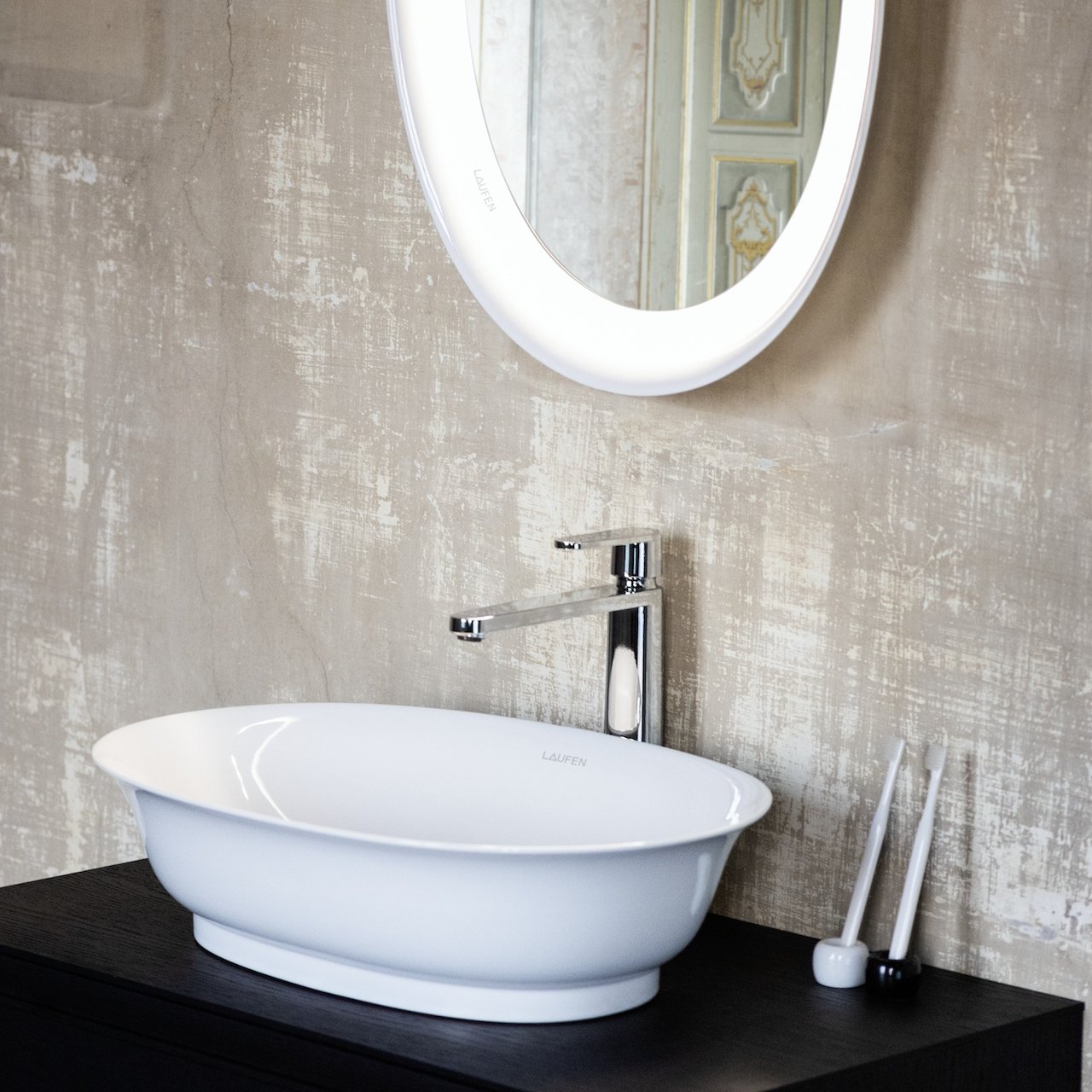 LAUFEN NEW CLASSIC OVAL SERVANT 55X38 CM HVIT LAUFEN NEW CLASSIC OVAL SERVANT 55X38 CM HVIT