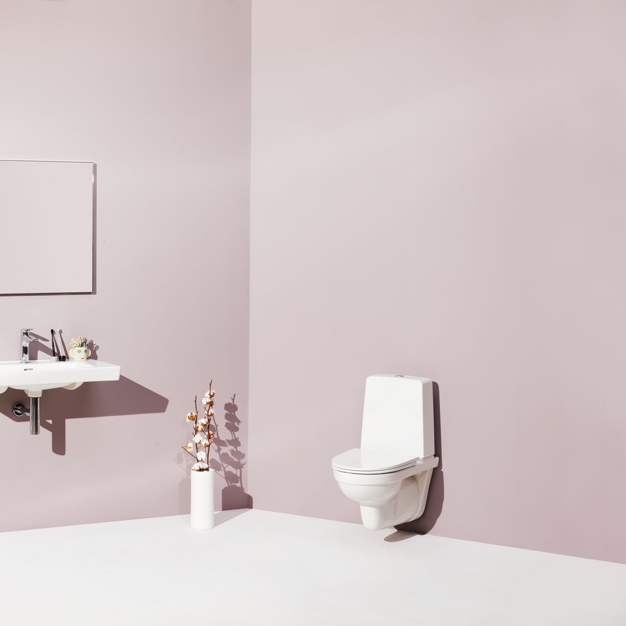 LAUFEN KOMPAS VEGGSKÅL RIMLESS 70X36 CM M/UTVENDIG SISTERNE OG SETE HVIT