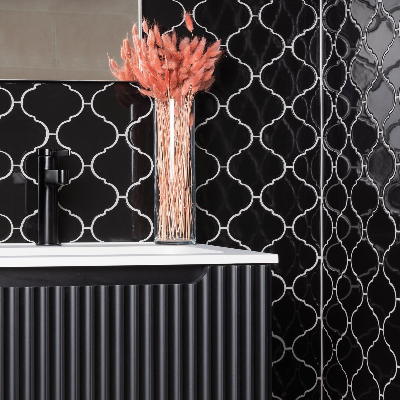 SCALE ALHAMBRA BLACK 12X12 9MM SCALE ALHAMBRA BLACK 12X12 9MM