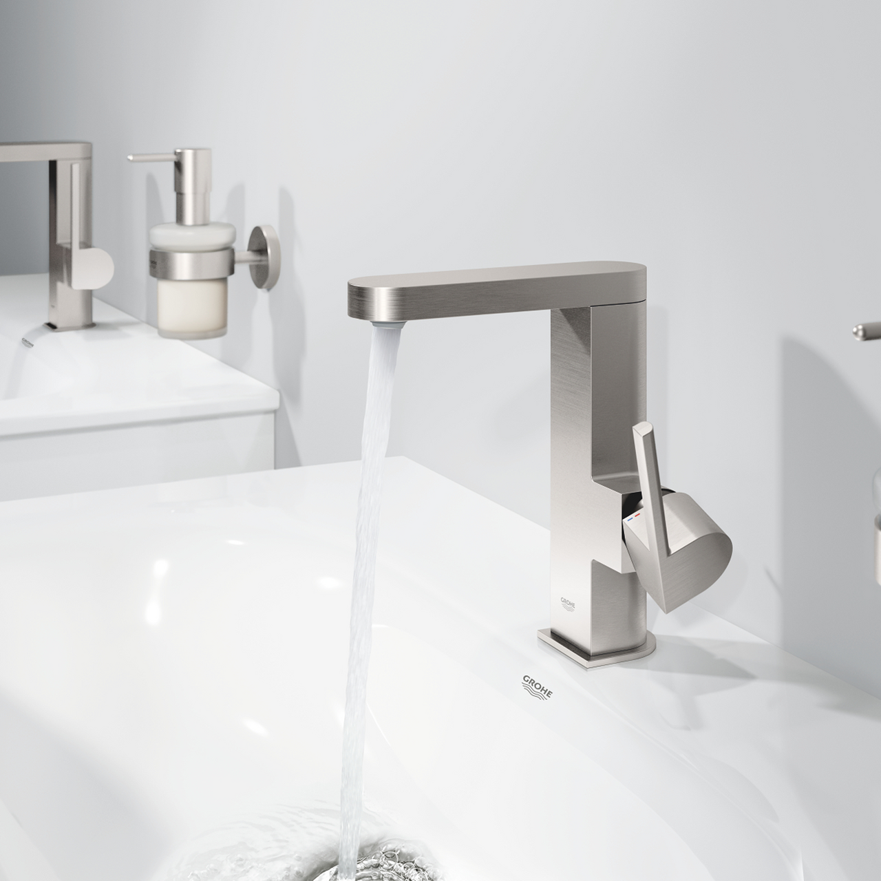 GROHE PLUS M SERVANTBATTERI M/OPPLØFT SUPERSTEEL