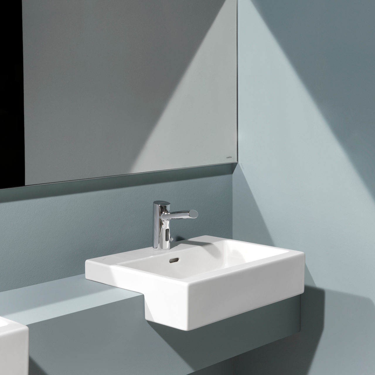 LAUFEN LIVING CITY SERVANT 50X46 CM GLATT UNDERSIDE HVIT