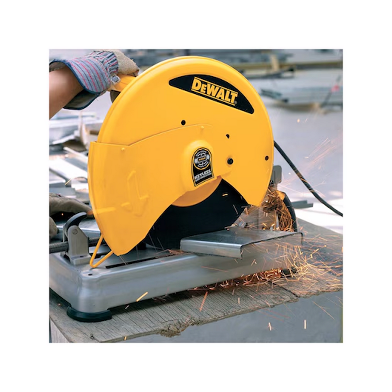 DEWALT METALLKAPPEMASKIN 2200W 14" D28715
