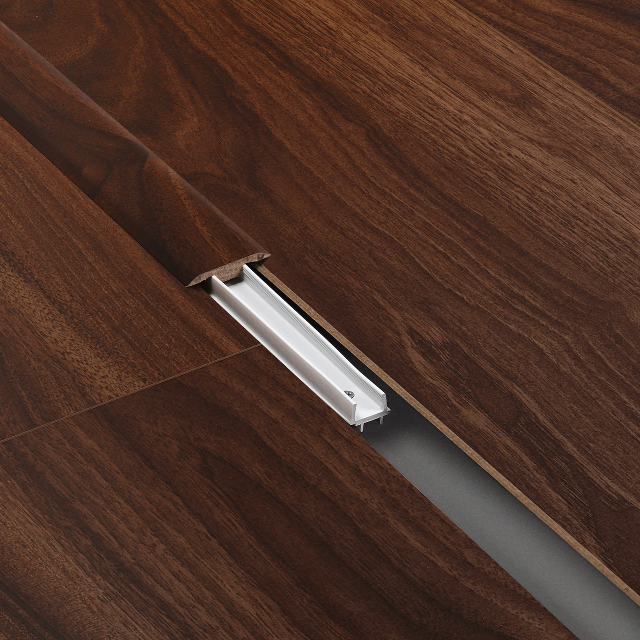 BERRYALLOC T-LIST WALNUT BROWN 2,4M