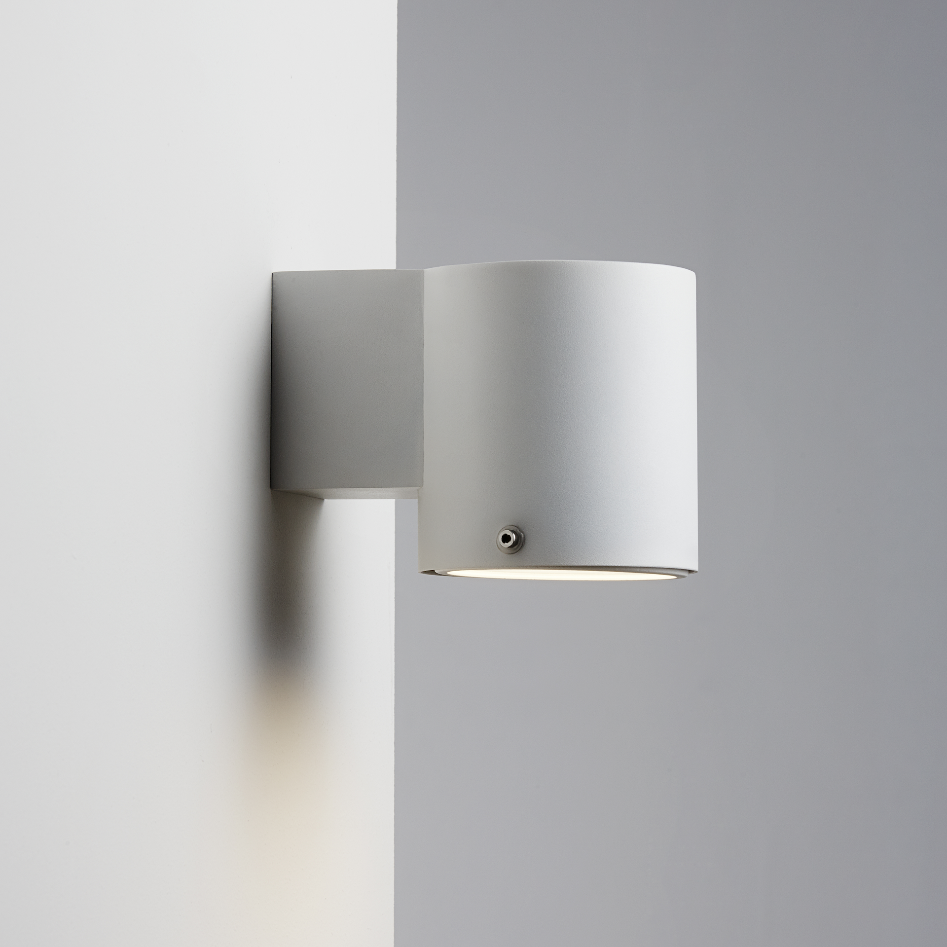 Nordlux ip s5 baderomslampe hvit | Megaflis.no