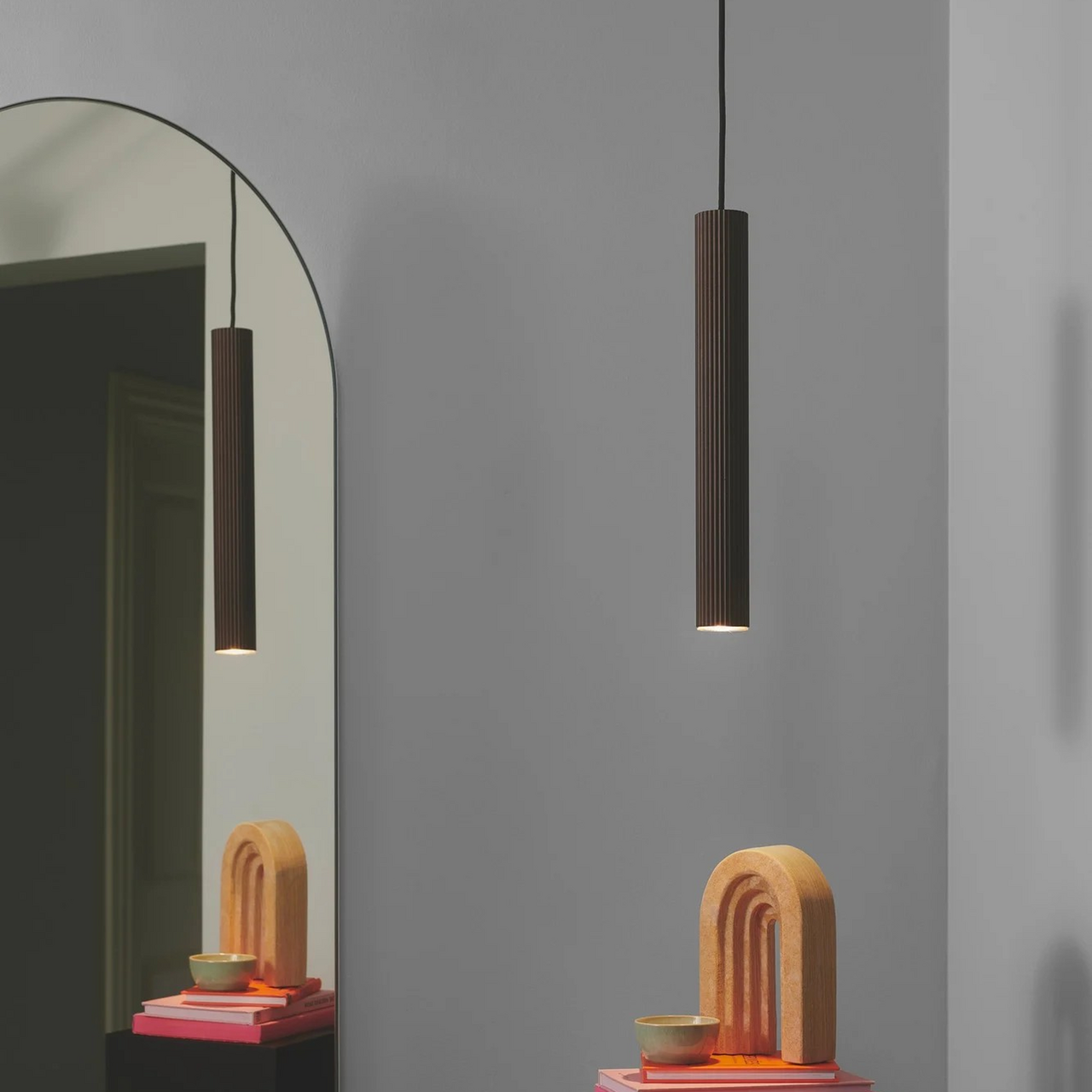 Vico pendellampe, metallskjerm, ett lys, brun metallic