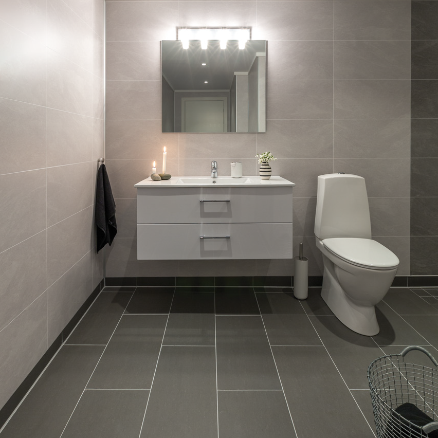 Megaflis baderomsplater baderomspanel lys skifer Alloc lys skifer s 60x30 baderomspanel | Megaflis.no