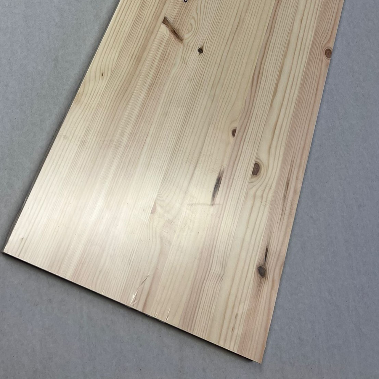 SNAPWALL HYLLEPLATE 300X800X18 GRAN MASSIV