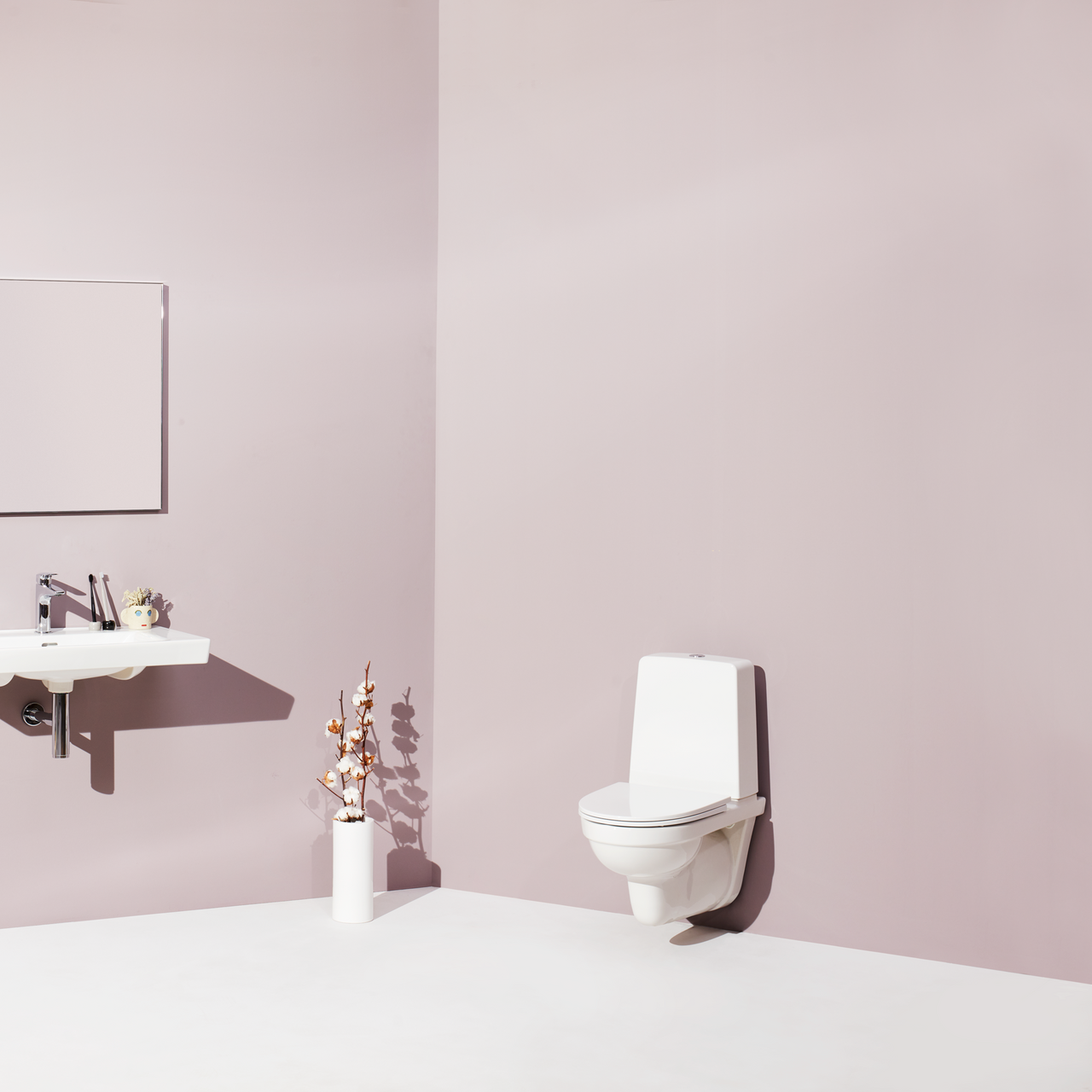 LAUFEN KOMPAS VEGGSKÅL RIMLESS 70X36 CM M/UTVENDIG SISTERNE OG SETE HVIT