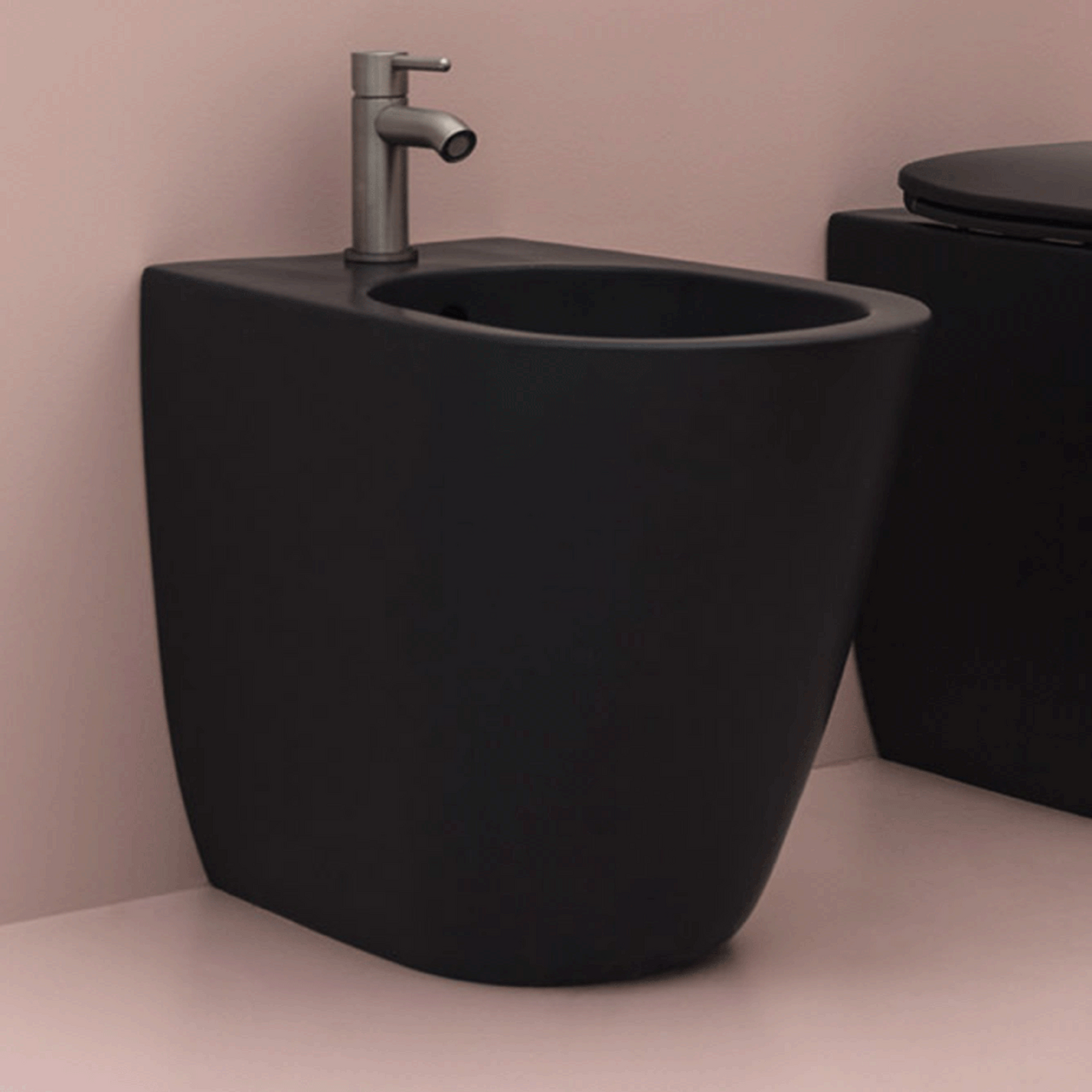 LAVABO GLOMP BTW BIDÉT MATT SORT